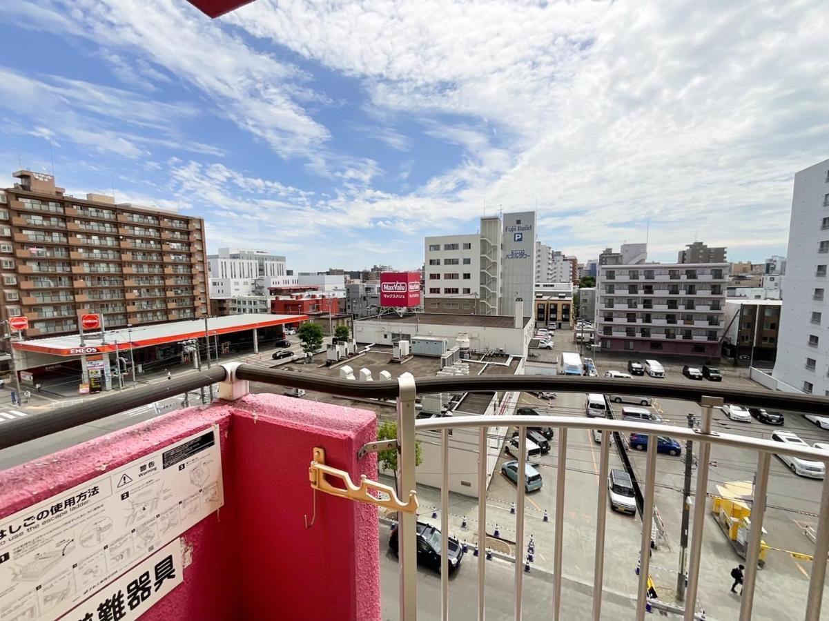 札幌市ローヤルハイツ菊水駅アパートメント エクステリア 写真