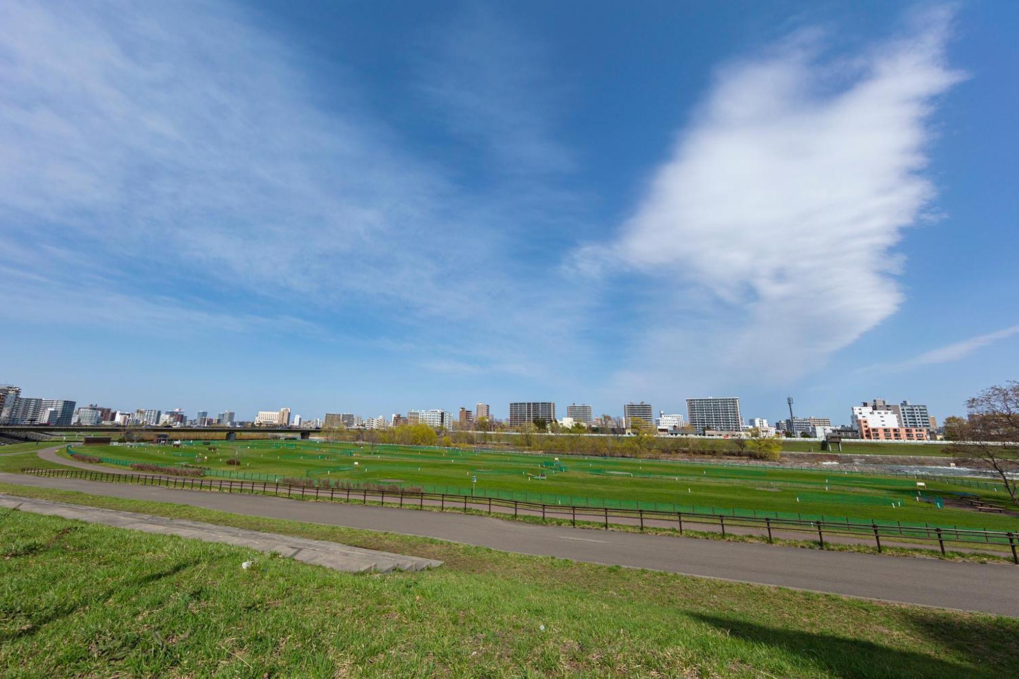 札幌市ローヤルハイツ菊水駅アパートメント エクステリア 写真